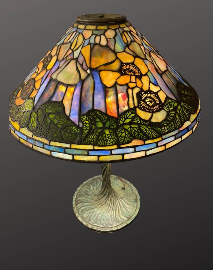  TIFFANY Studios 